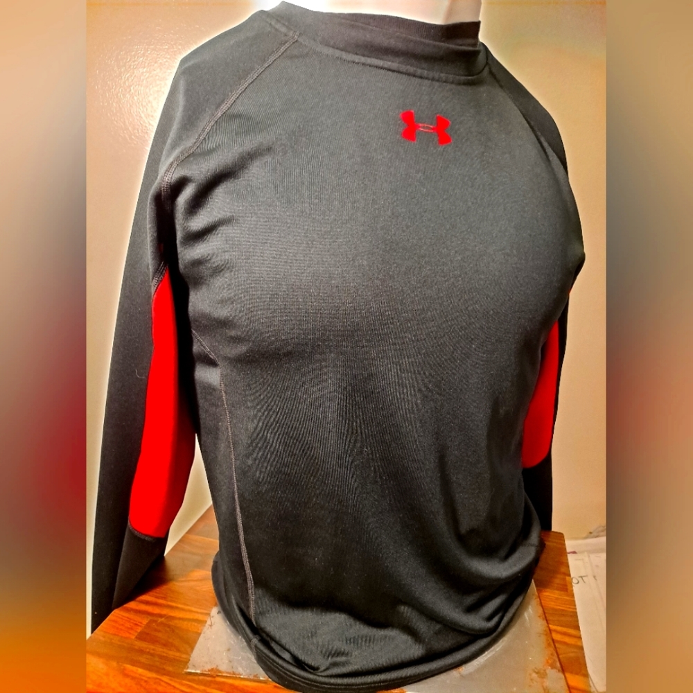 Under Armour Long sleeve shirt